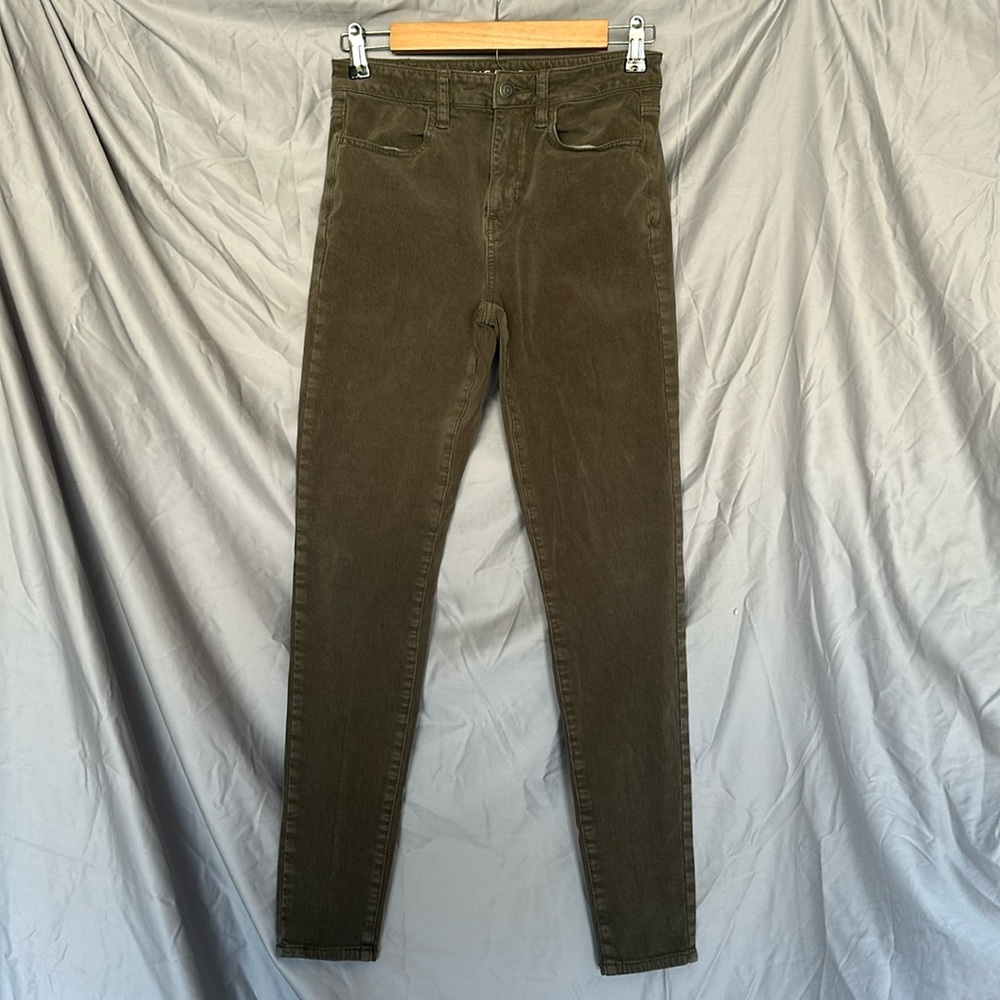 American Eagle size 2 Regular, Army Green pants